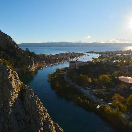 Apartment Mlija Omis Exterior photo