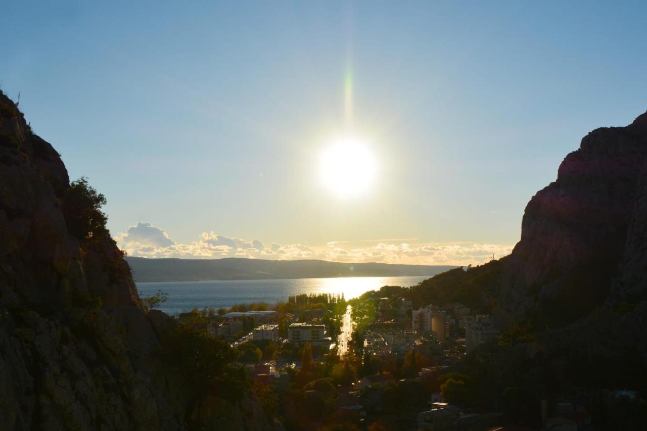 Apartment Mlija Omis Exterior photo